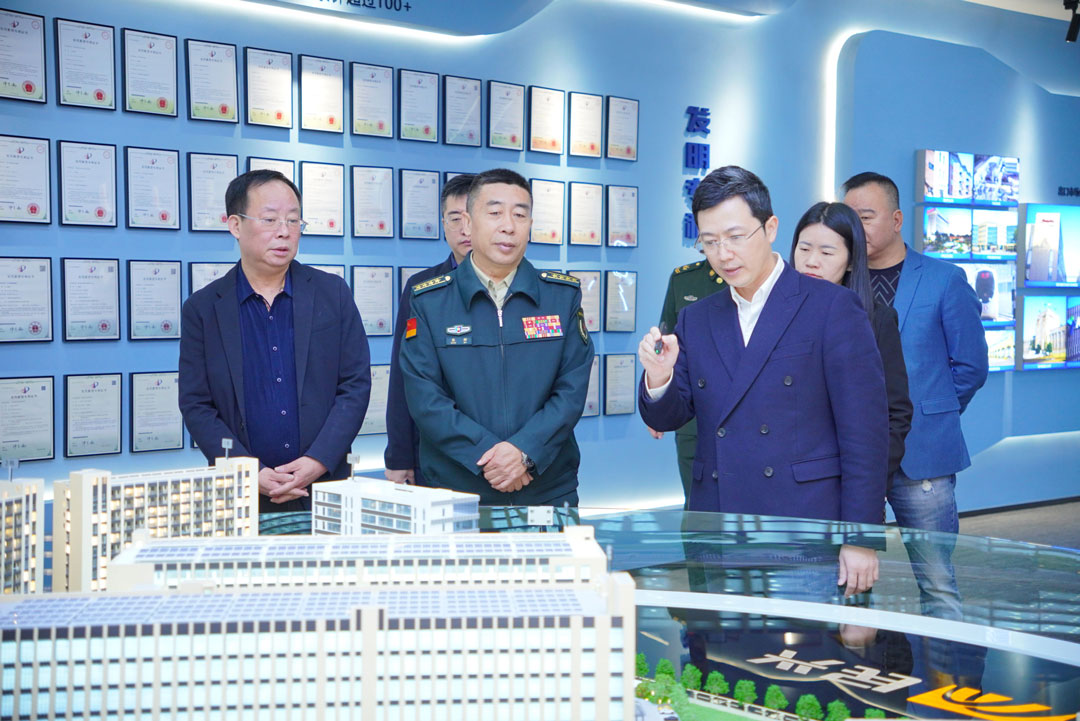 东莞市委常委张彬一行莅临亚洲必赢走访调研，，，，，，，问需问计助企业发展